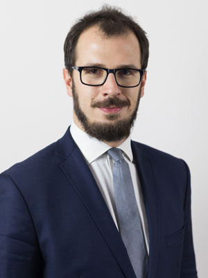 Avocat Piotr Modzelewski